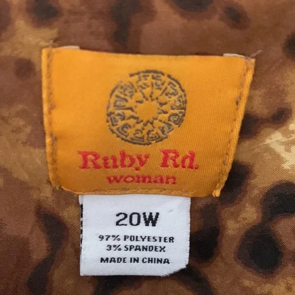 Ruby Rd. Woman brand leopard blouse top. - Picture 6 of 6